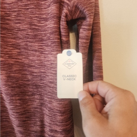 st johns bay Pullover v neck size womens small deep ruby coral - Picture 2 of 5